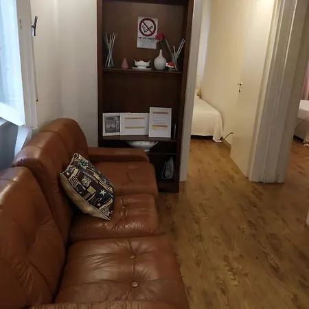 Camera Grande Rosa