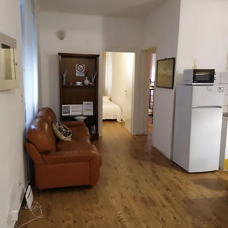 Homestay Camera Grande Rosa Pisa